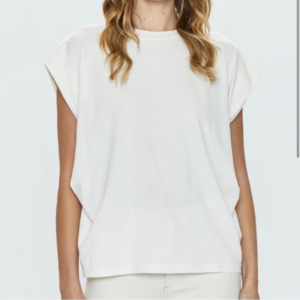 Pistola Trina Muscle Tee